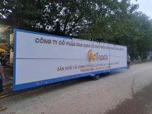 Gia công và vận chuyển biển quảng cáo kích thước lớn tại Hà Nội