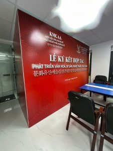 Backdrop sau khi hoàn thiện tại địa điểm tổ chức sự kiện.
